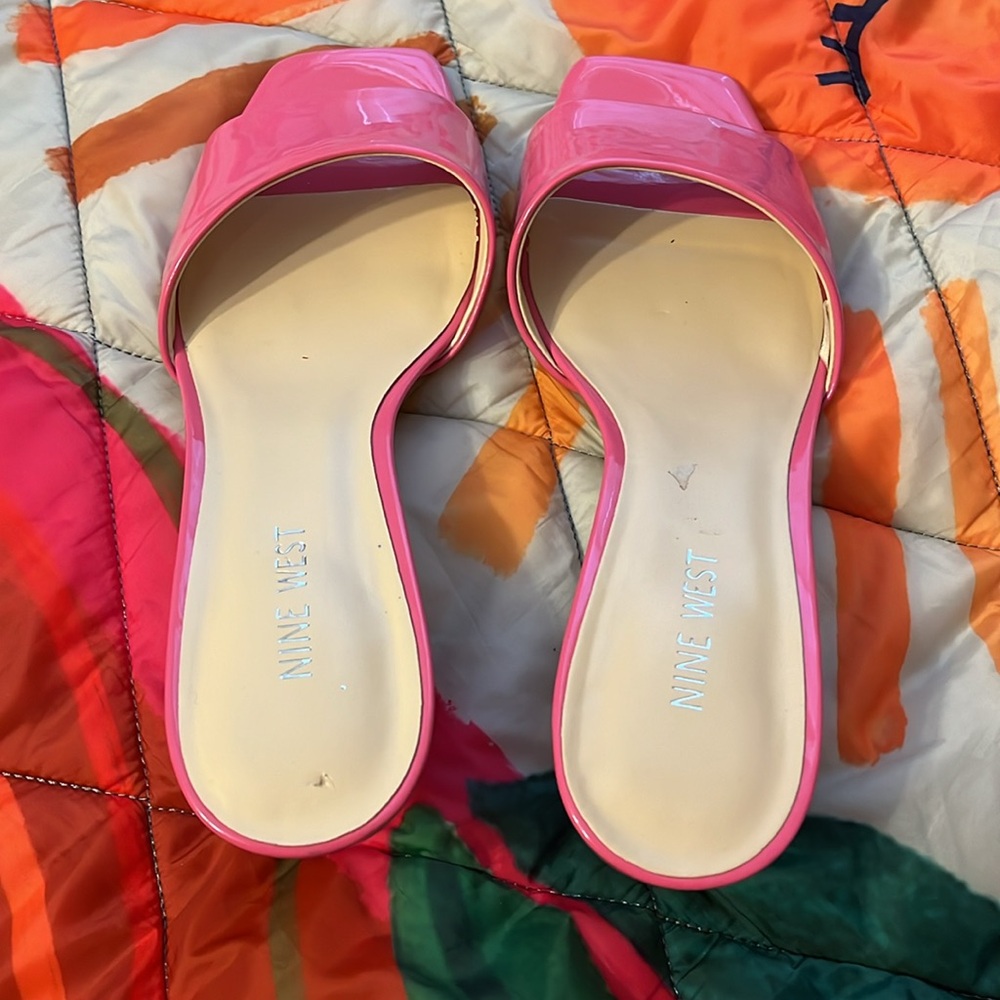Nine West Barbiecore Mules NWOT - Picture 6 of 7